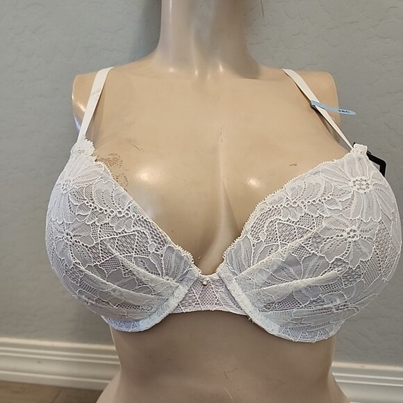 NWT Maidenform Bra 38C Ivory Plush Padding Plunge Underwire Padded Push Up - Picture 1 of 5